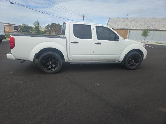2021 Nissan Frontier Crew Cab SV 4x4