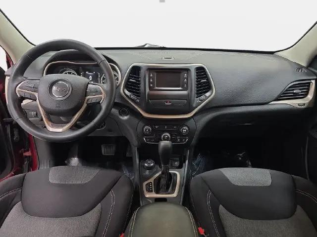 2014 Jeep Cherokee Sport