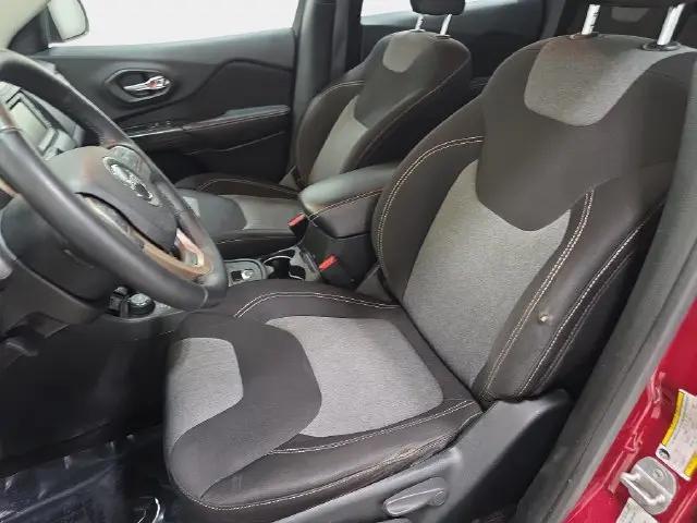 2014 Jeep Cherokee Sport