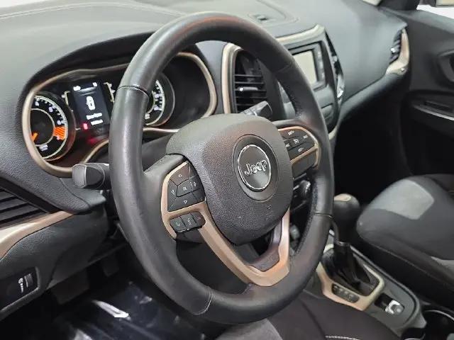 2014 Jeep Cherokee Sport