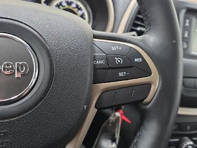 2014 Jeep Cherokee Sport