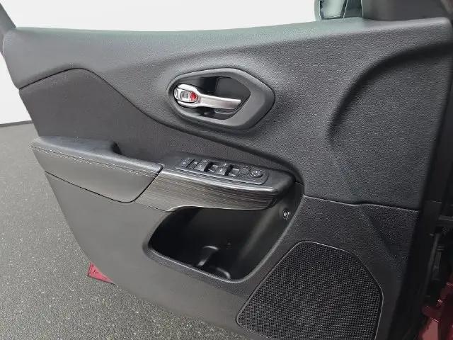 2014 Jeep Cherokee Sport