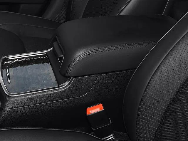 2014 Chrysler 300 Base