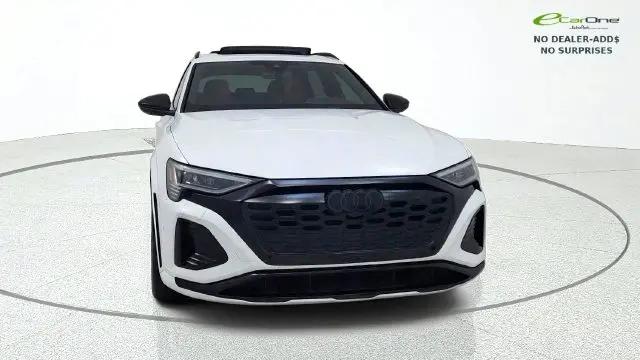 2024 Audi e-tron Prestige quattro