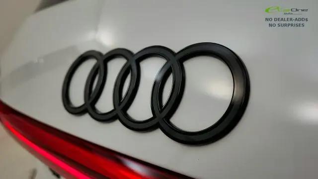 2024 Audi e-tron Prestige quattro