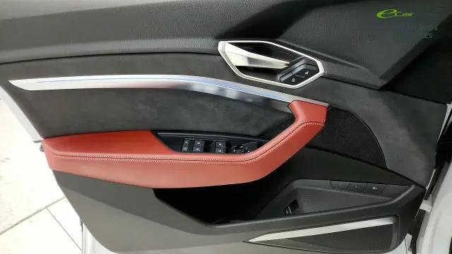 2024 Audi e-tron Prestige quattro