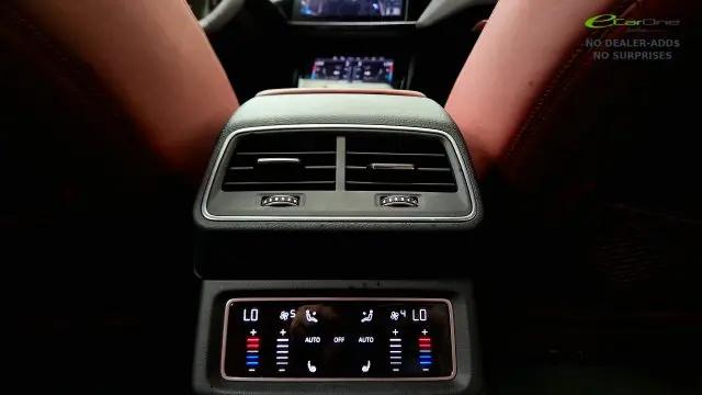 2024 Audi e-tron Prestige quattro