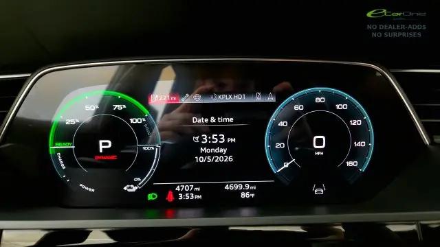 2024 Audi e-tron Prestige quattro