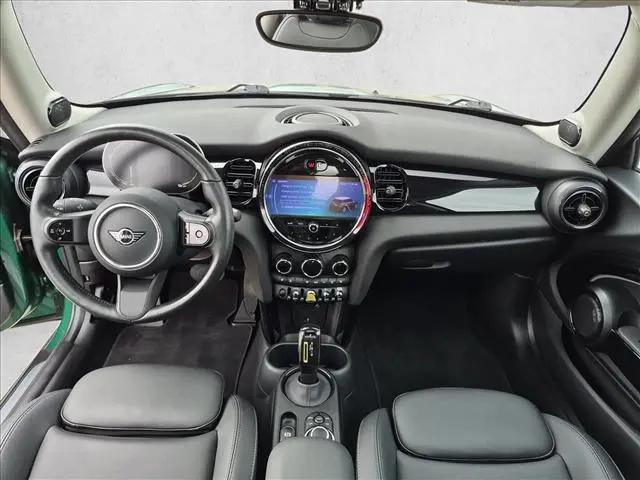 2024 MINI SE Hardtop Cooper