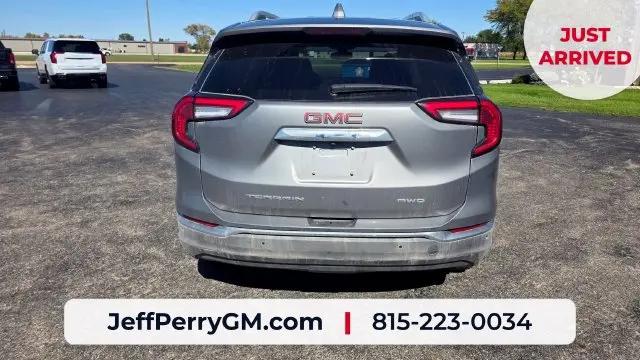2024 GMC Terrain AWD SLT