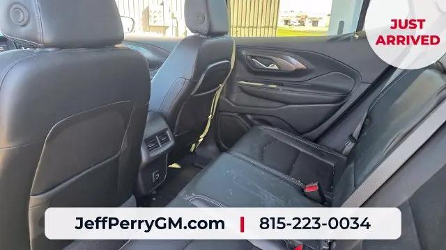 2024 GMC Terrain AWD SLT