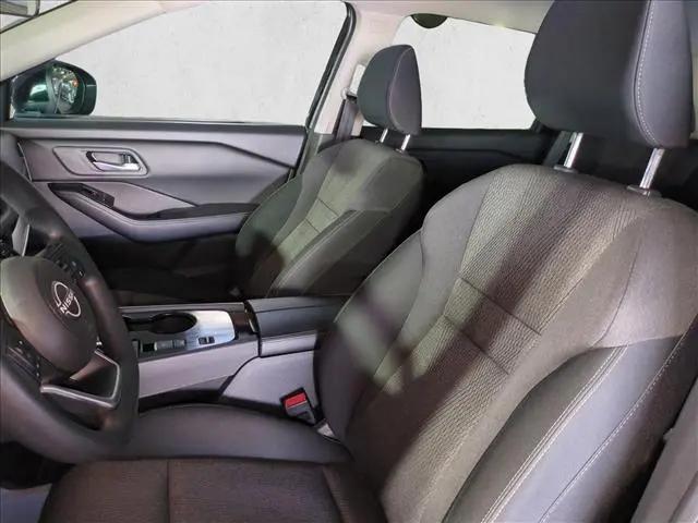 2024 Nissan Rogue SV FWD