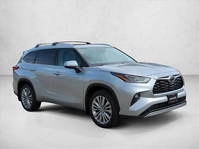 2023 Toyota Highlander Platinum