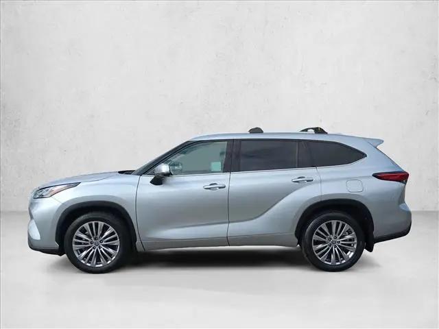 2023 Toyota Highlander Platinum