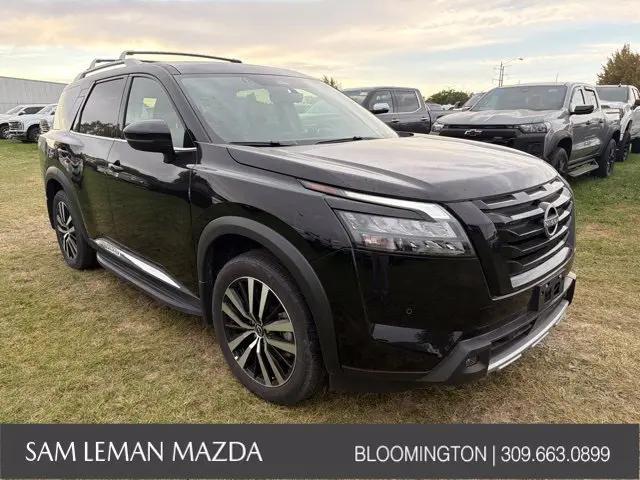 2025 Nissan Pathfinder Platinum 4WD for sale in Bloomington, IL