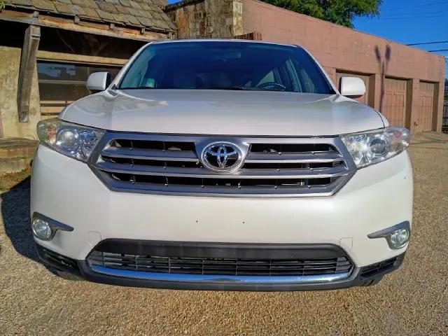 2011 Toyota Highlander Base V6