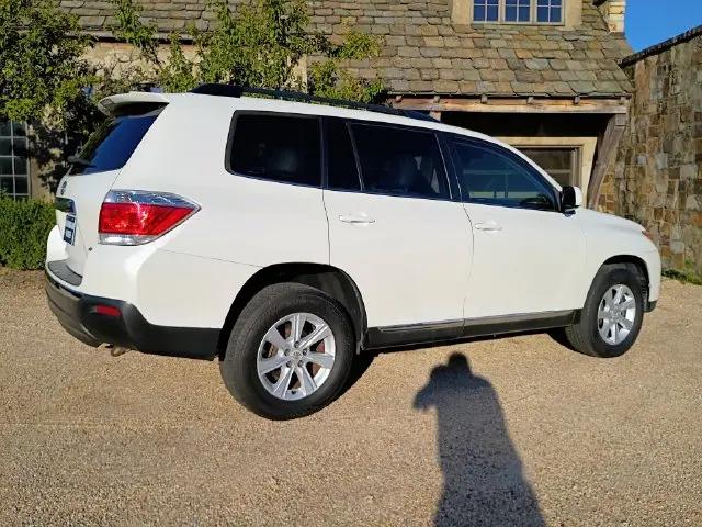 2011 Toyota Highlander Base V6