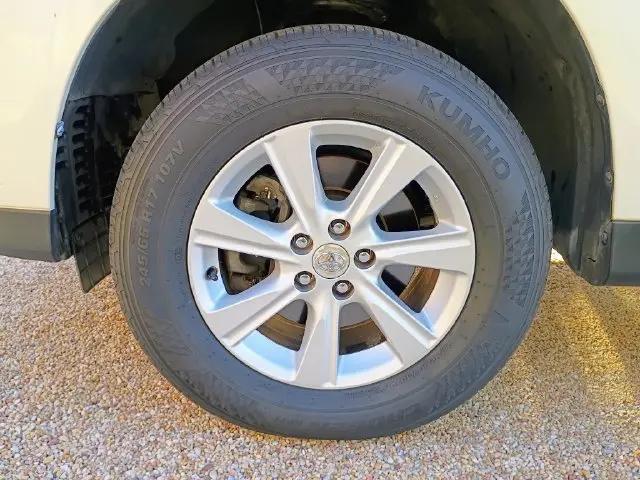 2011 Toyota Highlander Base V6