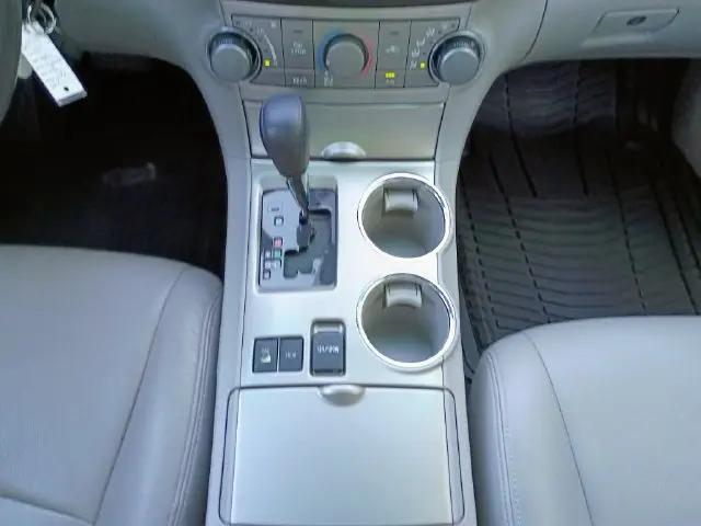 2011 Toyota Highlander Base V6