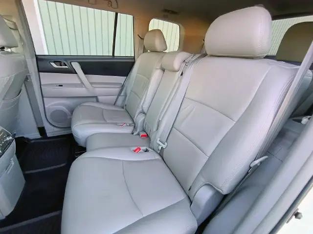 2011 Toyota Highlander Base V6
