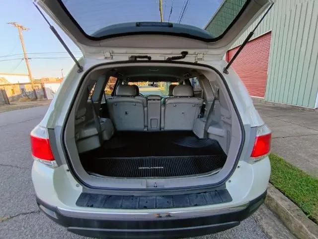 2011 Toyota Highlander Base V6