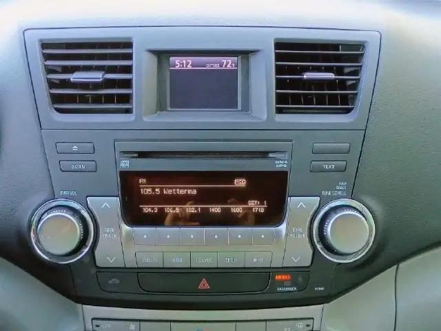 2011 Toyota Highlander Base V6