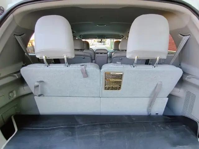 2011 Toyota Highlander Base V6