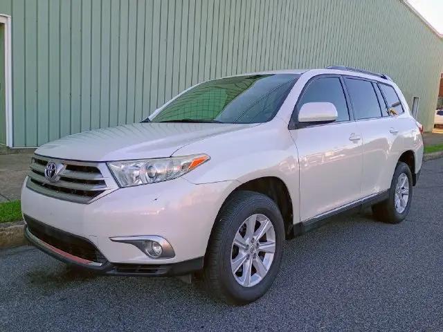 2011 Toyota Highlander Base V6