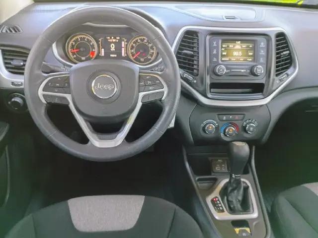 2014 Jeep Cherokee Sport