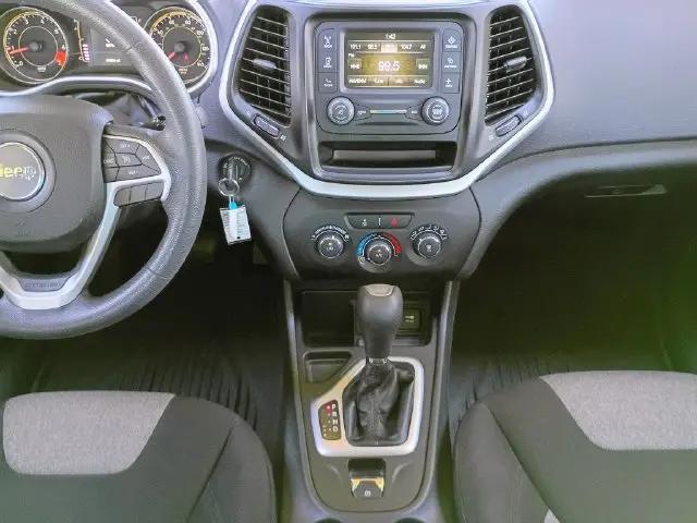 2014 Jeep Cherokee Sport