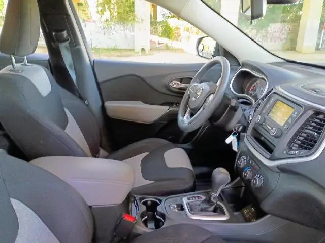 2014 Jeep Cherokee Sport