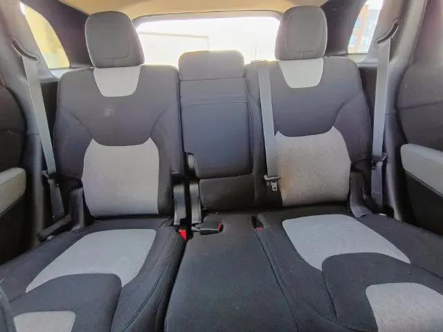 2014 Jeep Cherokee Sport