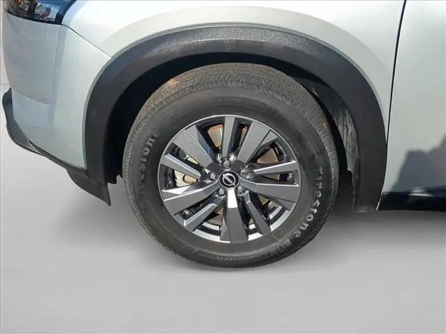 2024 Nissan Pathfinder SV 4WD