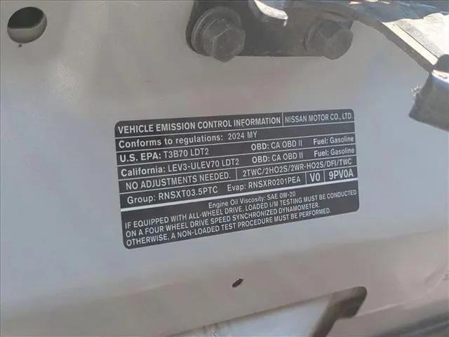 2024 Nissan Pathfinder SV 4WD