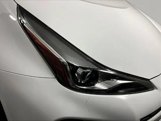 2019 Toyota Prius L Eco