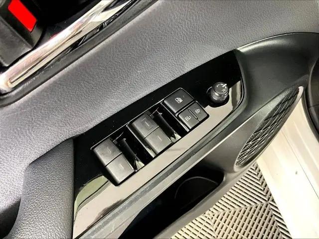 2019 Toyota Prius L Eco