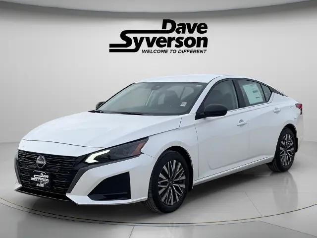 2026 Nissan Altima SV FWD for sale in Albert Lea, MN
