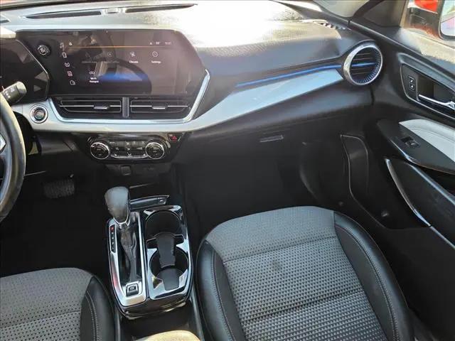 2024 Chevrolet Trax FWD LT