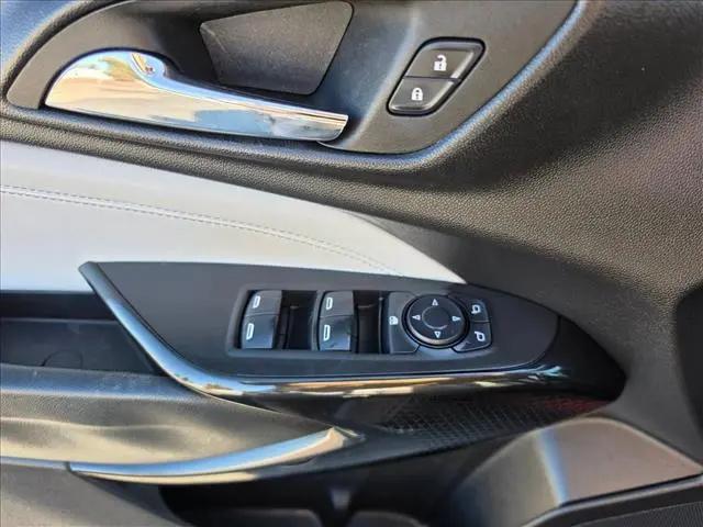 2024 Chevrolet Trax FWD LT
