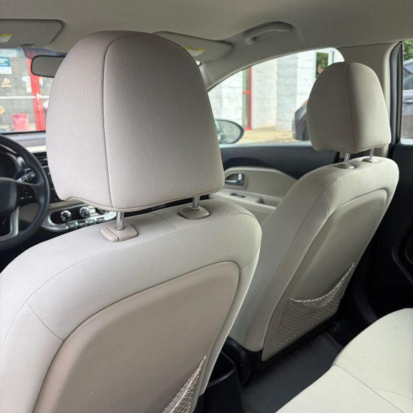 2013 Kia Rio LX