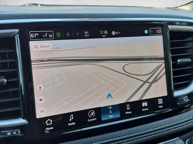 2024 Chrysler Pacifica Hybrid Select