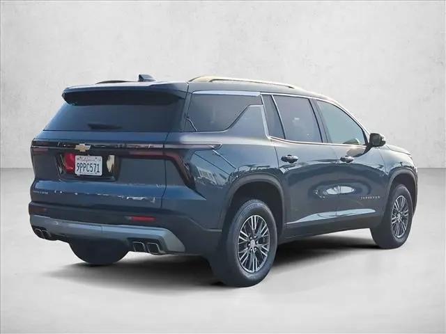 2025 Chevrolet Traverse FWD LT