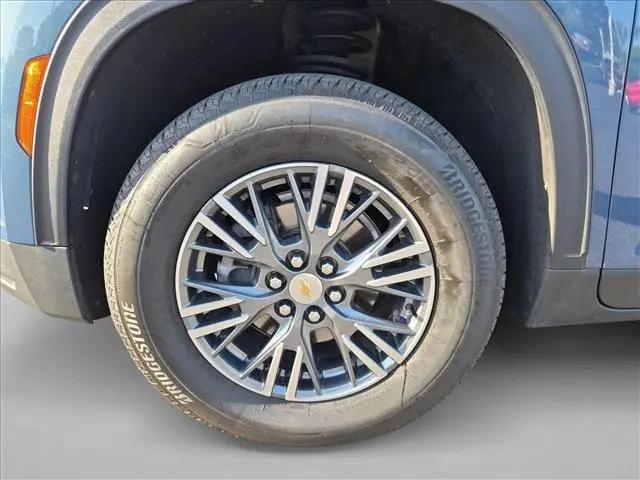 2025 Chevrolet Traverse FWD LT