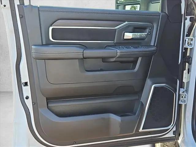 2026 Ram 2500 Laramie Crew Cab 4x4 64 Box