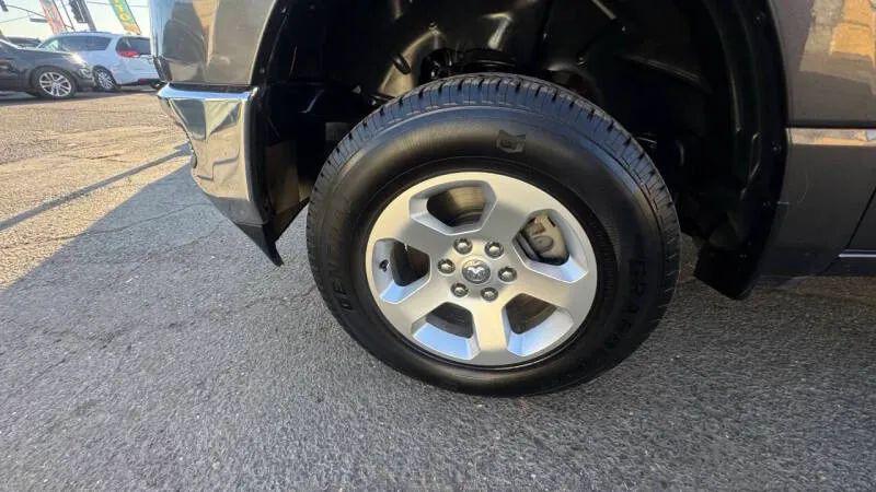 2019 Ram 1500 Tradesman Crew Cab 4x4 57 Box