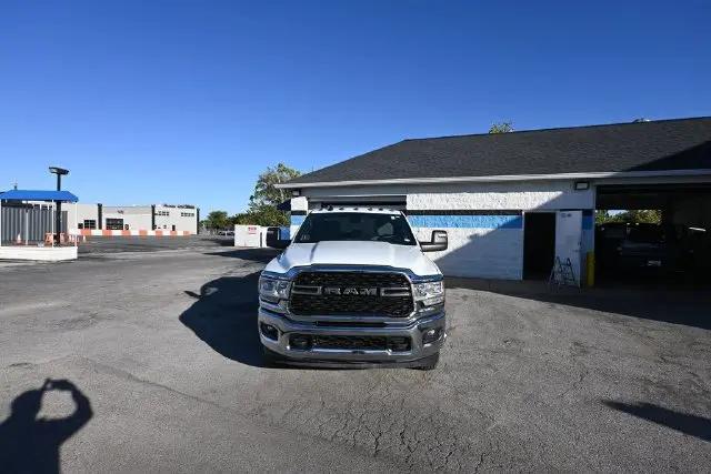 2024 Ram 3500 Big Horn Crew Cab 4x4 8 Box