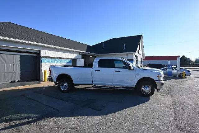 2024 Ram 3500 Big Horn Crew Cab 4x4 8 Box