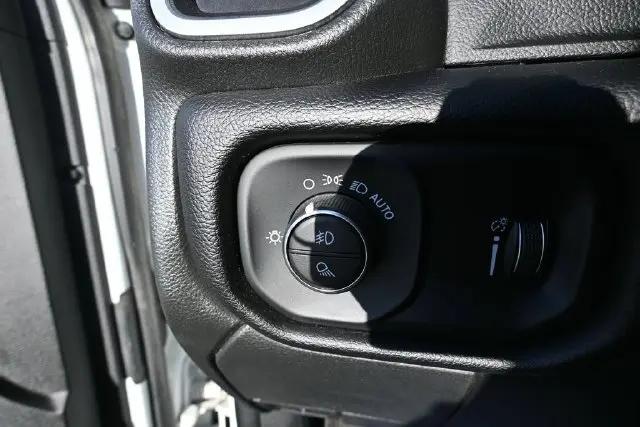 2024 Ram 3500 Big Horn Crew Cab 4x4 8 Box