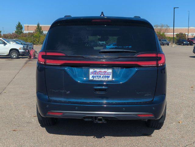 2025 Chrysler Pacifica Limited AWD