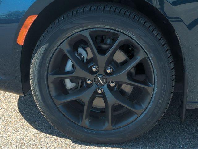 2025 Chrysler Pacifica Limited AWD